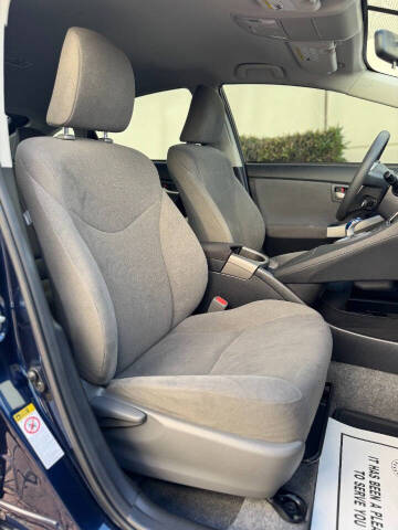2015 Toyota Prius Two