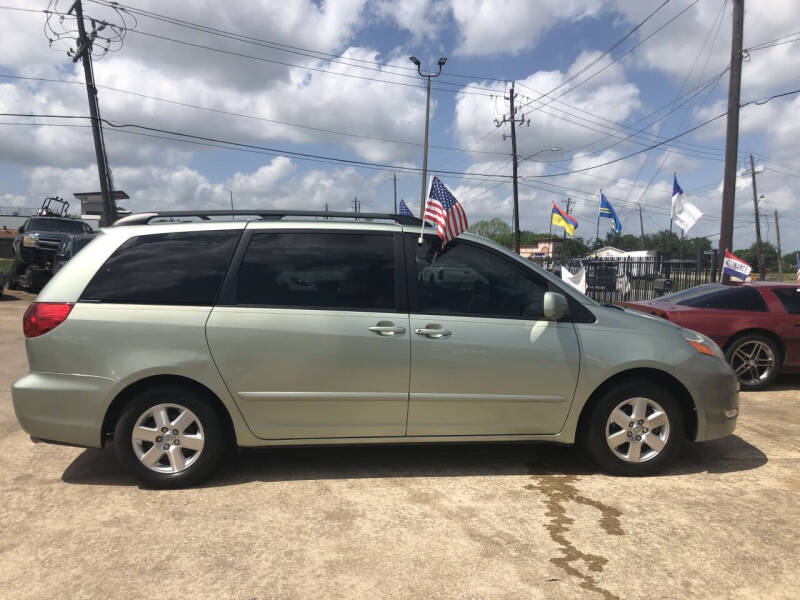 2006 Toyota Sienna
