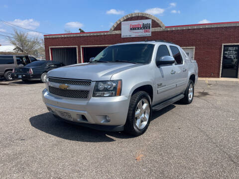 2013 Chevrolet Avalanche for sale at Family Auto Finance OKC LLC in Oklahoma City OK