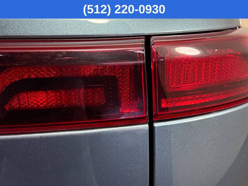 2023 Kia Carnival EX