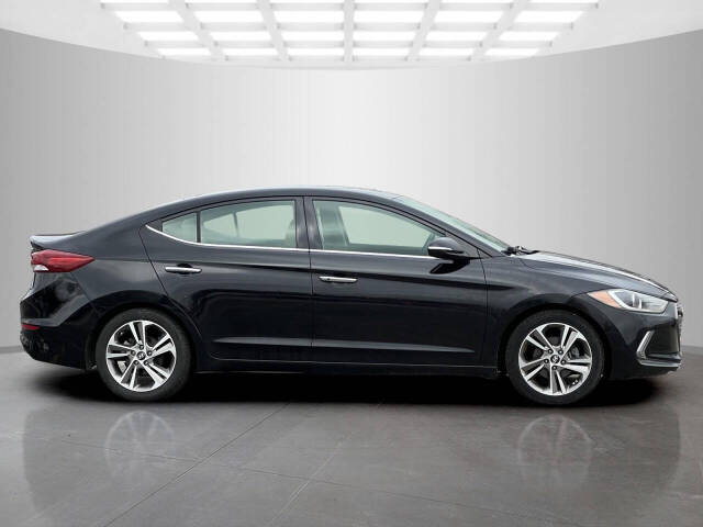 2017 Hyundai ELANTRA for sale at Used Cars Toledo in Oregon, OH