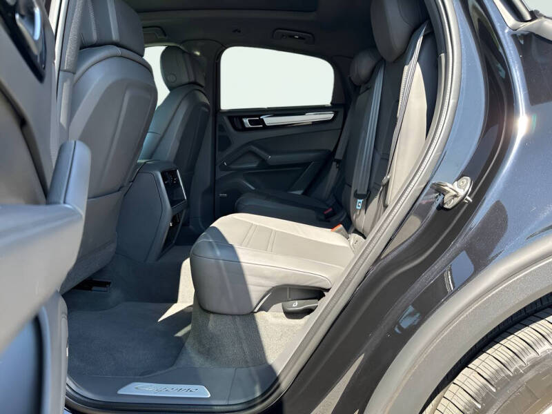 2022 Porsche Cayenne