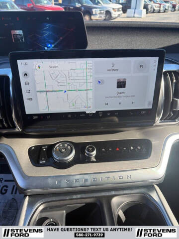 2025 Ford Expedition Platinum