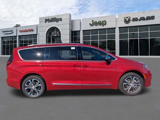 2026 Chrysler Pacifica Pinnacle
