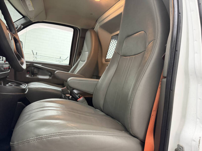 2014 Chevrolet Express 2500