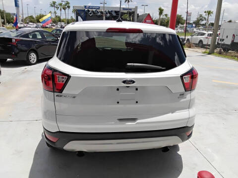2019 Ford Escape SE