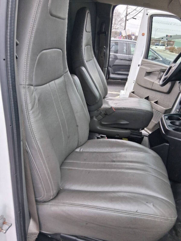 2019 Chevrolet Express 2500