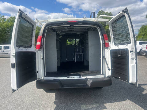 2017 Chevrolet Express 2500
