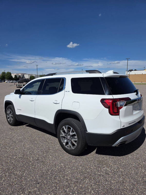 2023 GMC Acadia SLE