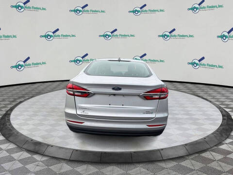 2019 Ford Fusion Hybrid SE