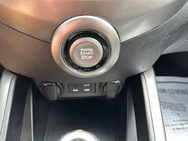 2017 Hyundai Veloster Value Edition