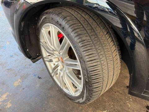 2014 Porsche Cayenne GTS