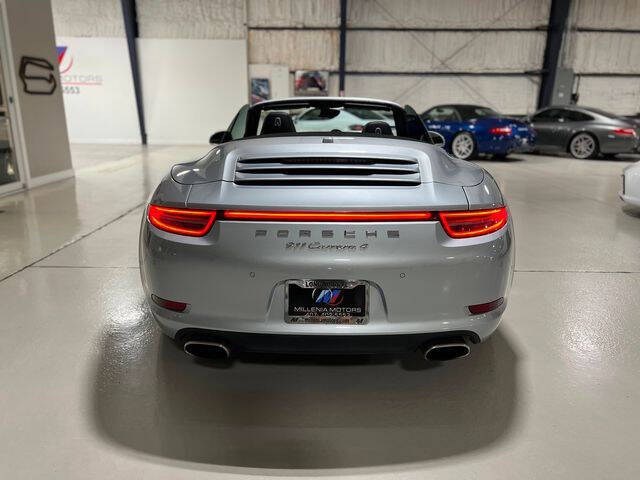 2014 Porsche 911 Carrera 4
