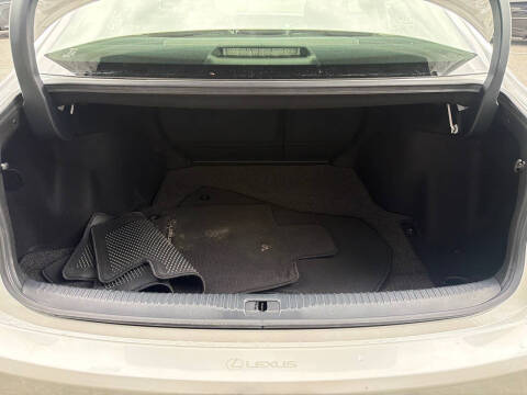 2016 Lexus IS 200t