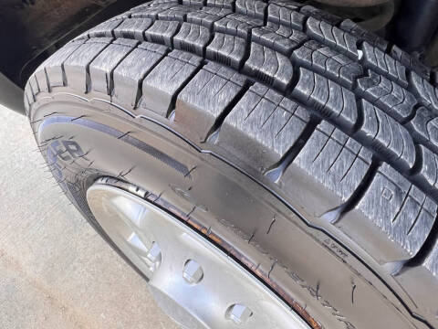 2005 Ford E-Series E-250