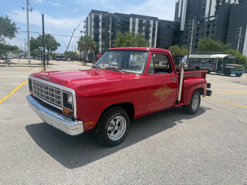 1982 Dodge Little express