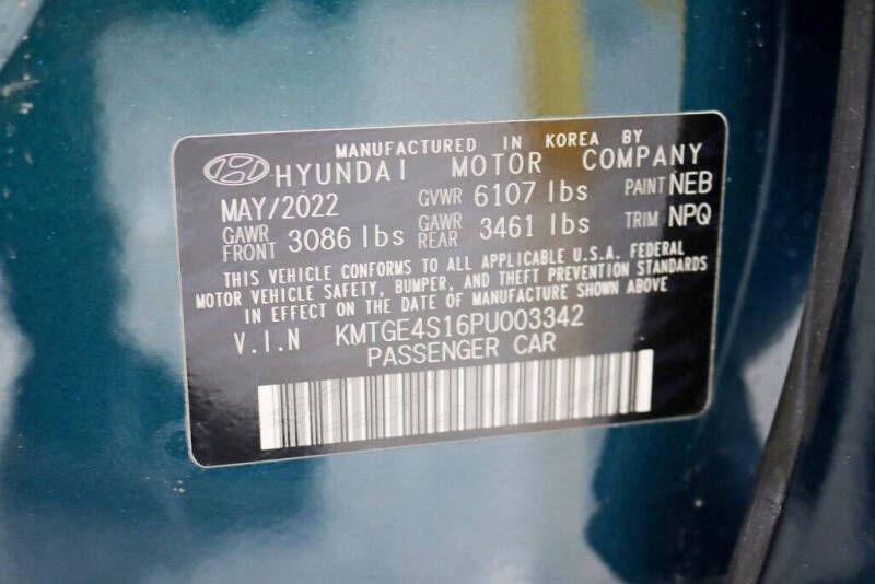 2023 Genesis Electrified G80