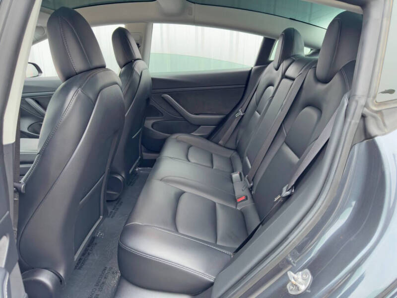 2020 Tesla Model 3 Standard Range Plus