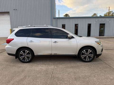 2017 Nissan Pathfinder Platinum