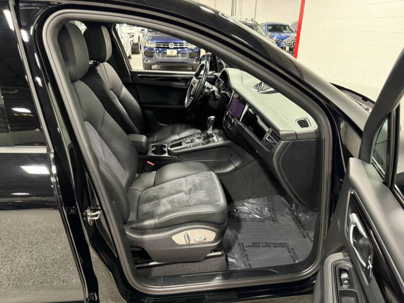 2020 Porsche Macan
