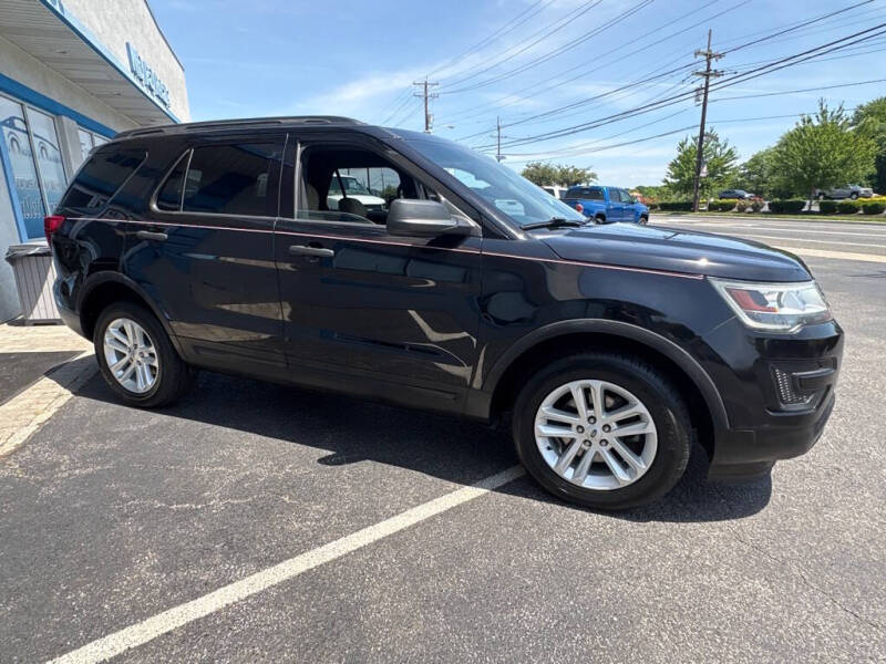 2017 Ford Explorer