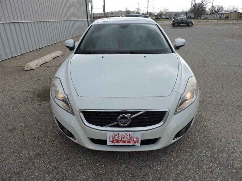 2011 Volvo C70 T5
