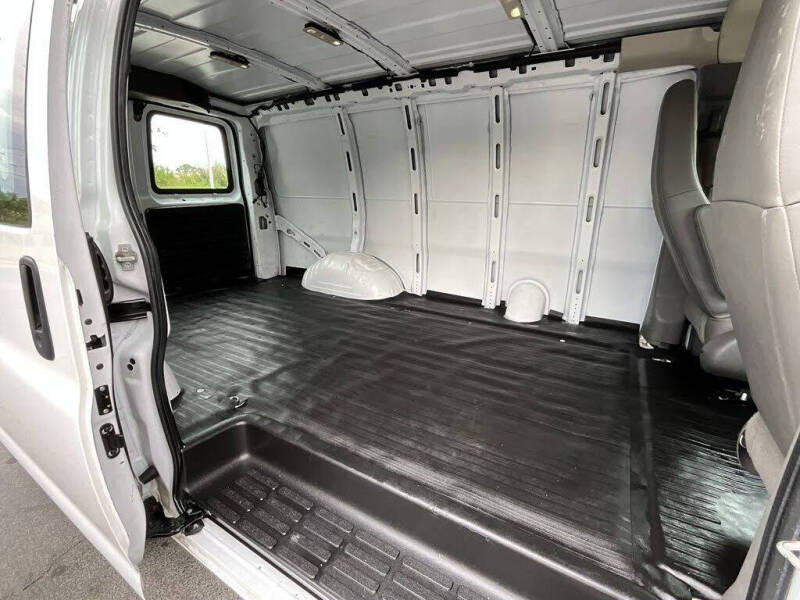 2019 Chevrolet Express 2500