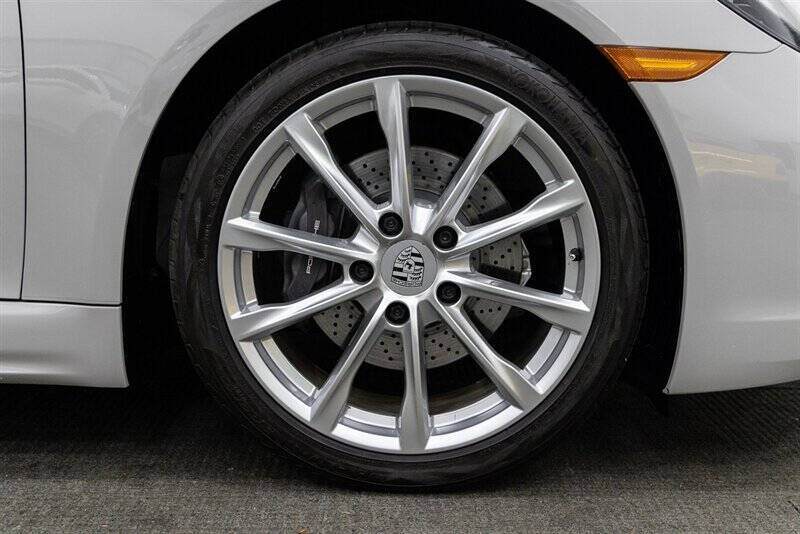 2019 Porsche 718 Cayman