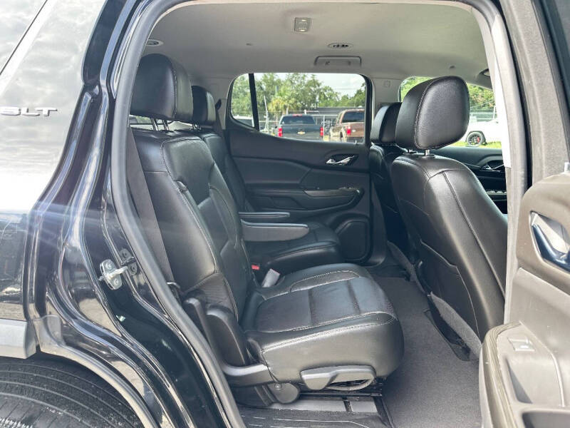2020 GMC Acadia SLT