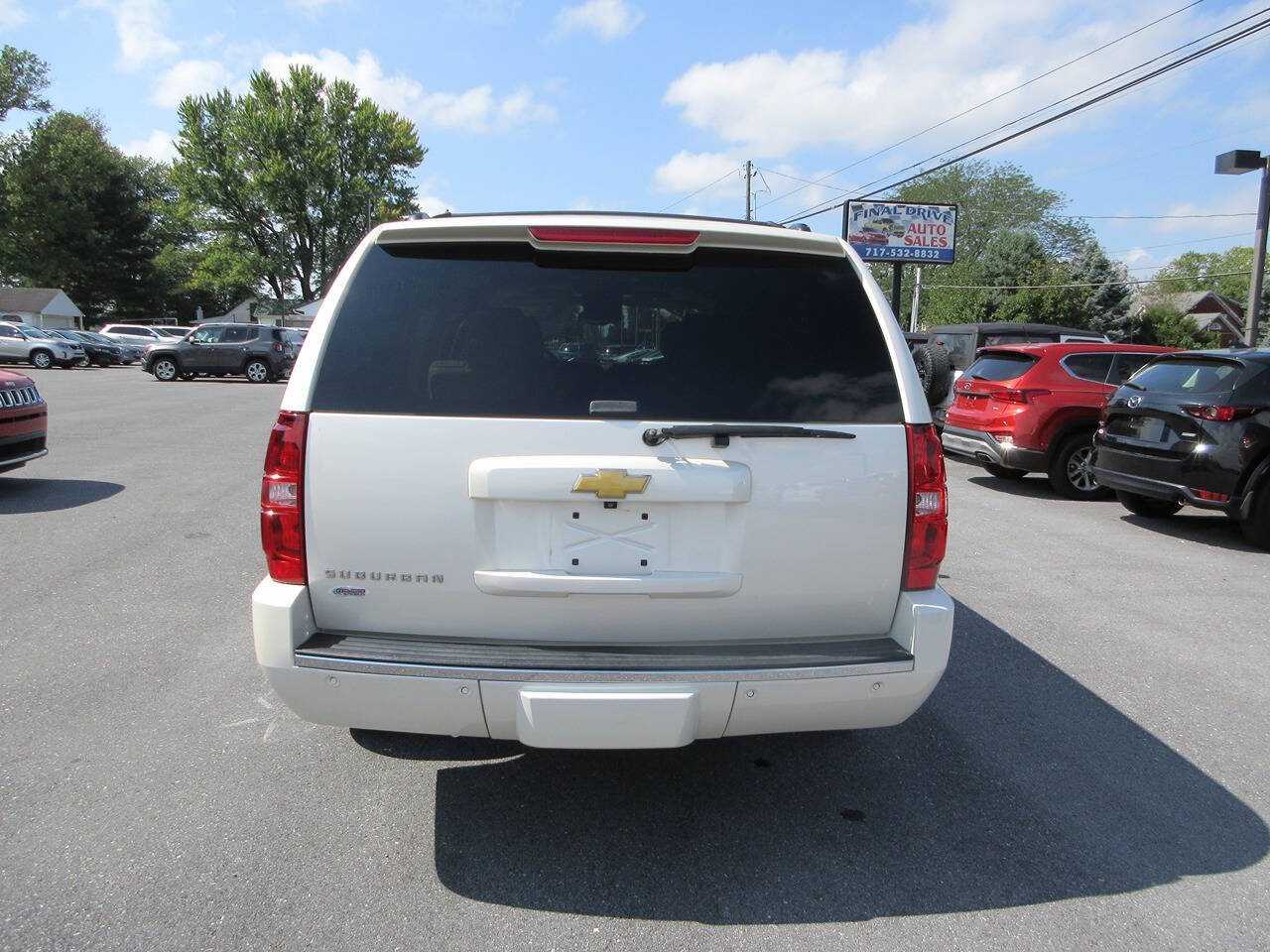 2013 Chevrolet Suburban for sale at FINAL DRIVE AUTO SALES INC in Shippensburg, PA