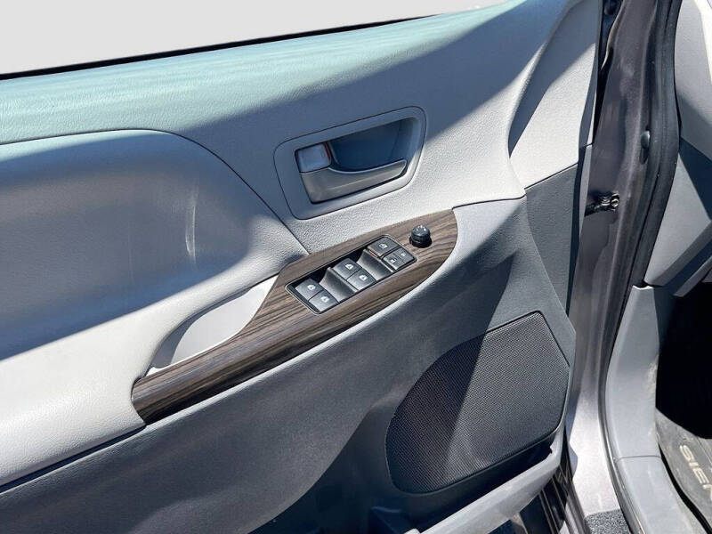 2020 Toyota Sienna
