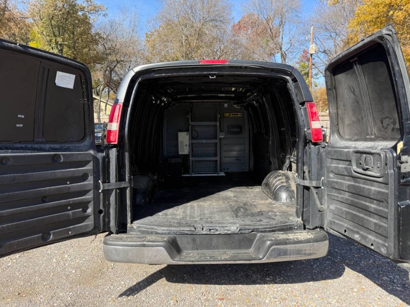 2017 Chevrolet Express 2500