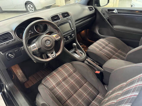 2010 Volkswagen GTI Base PZEV