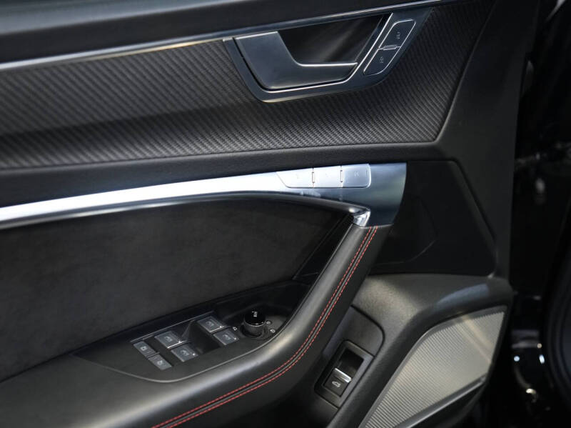 2021 Audi RS 6 Avant 4.0T quattro Avant