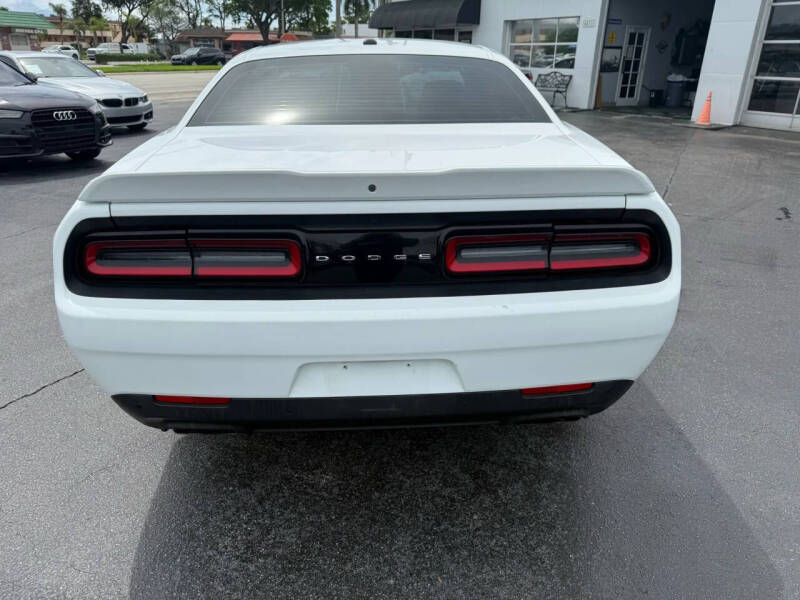 2020 Dodge Challenger
