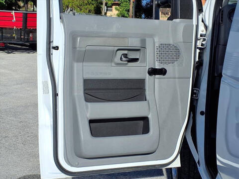 2012 Ford E-Series E-350 SD