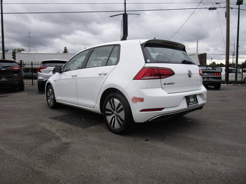 2019 Volkswagen e-Golf SE