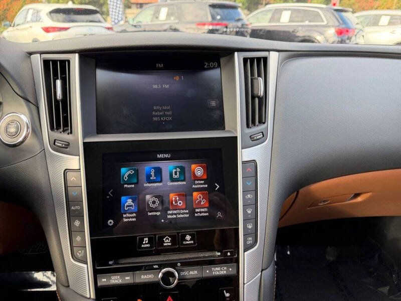 2024 Infiniti Q50 Luxe