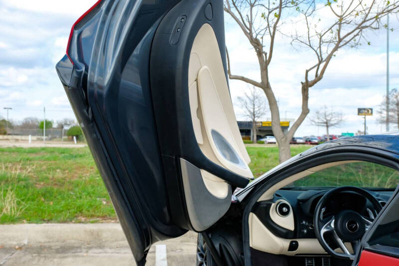 2021 McLaren GT