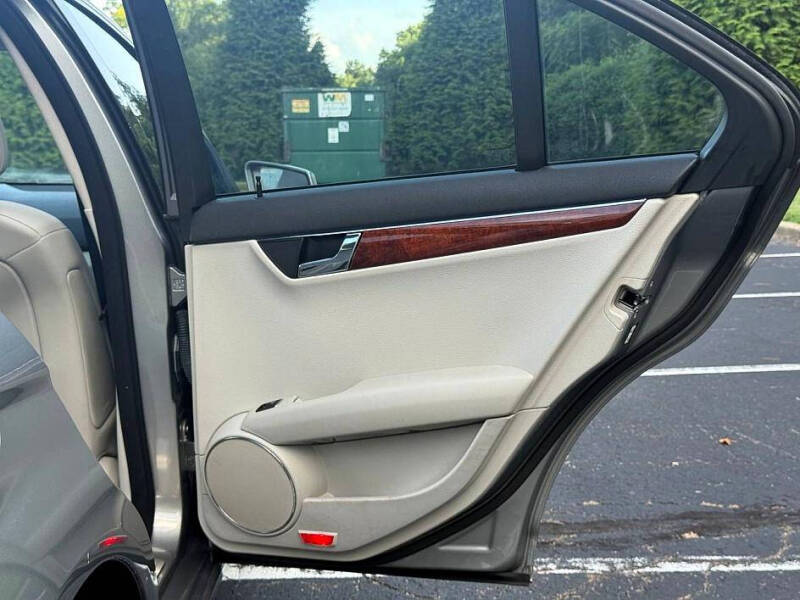 2010 Mercedes-Benz C-Class