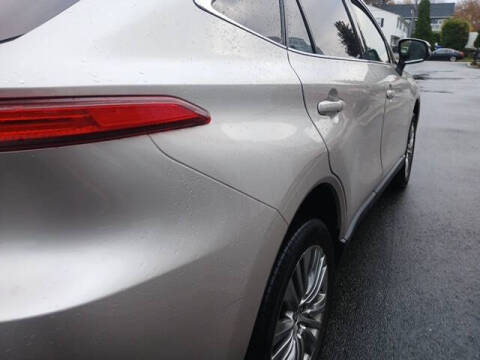 2022 Toyota Venza XLE