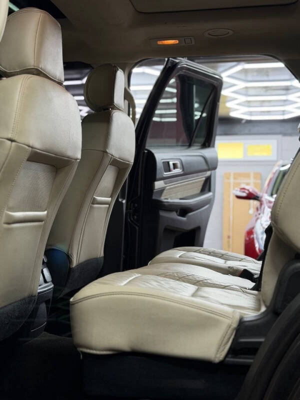 2016 Ford Explorer Platinum