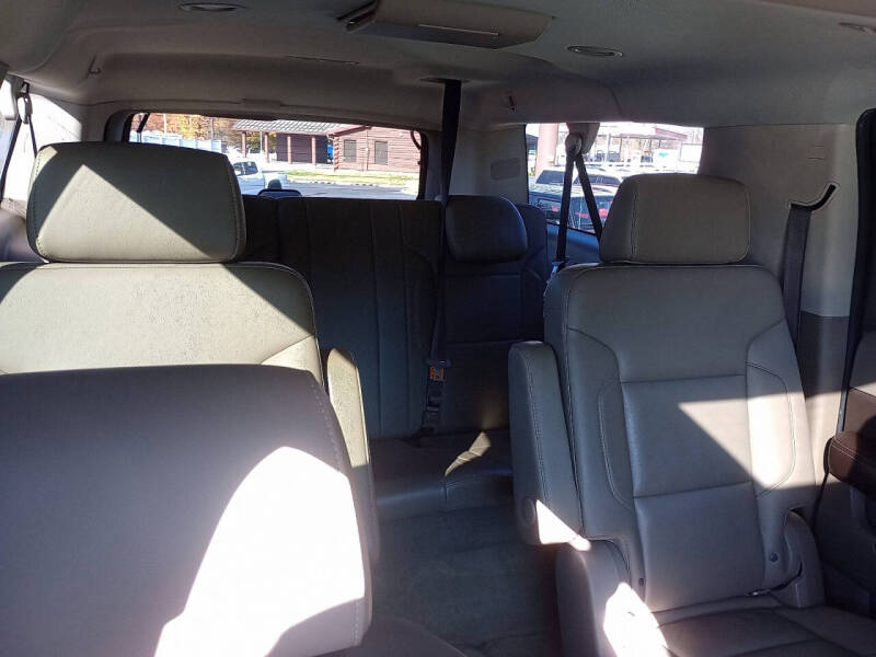 2017 Chevrolet Suburban LT