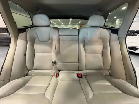 2019 Volvo XC60 T5 Momentum