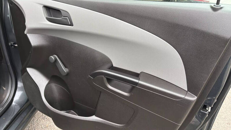 2020 Chevrolet Sonic LT