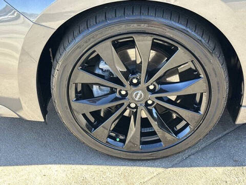 2023 Nissan Maxima 3.5 SR