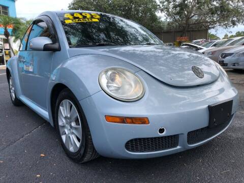 2009 Volkswagen New Beetle for sale at AFFORDABLE AUTO SALES OF STUART in Stuart FL