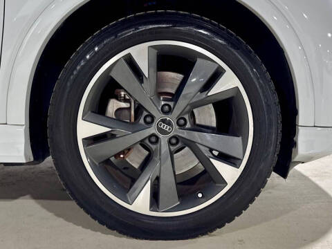 2022 Audi Q4 e-tron quattro Premium Plus 50