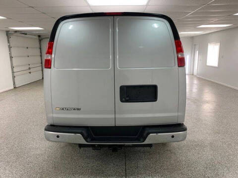 2025 Chevrolet Express 3500