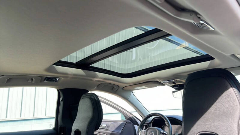 2021 Volvo S60 Recharge T8 Inscription